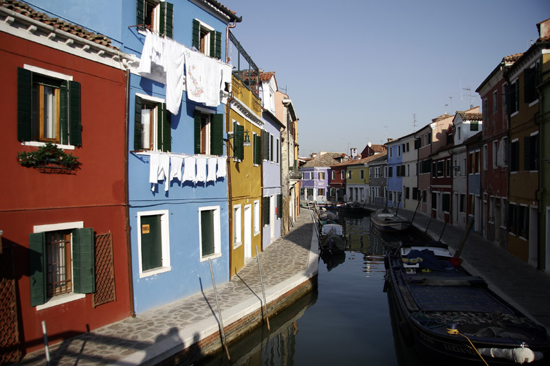 La isla de Burano se encuentra en la Laguna de Venecia. No es de gran interés turístico aparte de por su Museo del Encaje y sus casas de colores.  ©Angel […]
